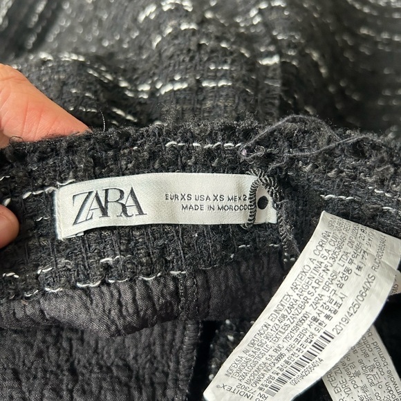 Zara Black and Gold Buttoned Skirt - Picture 9 of 13